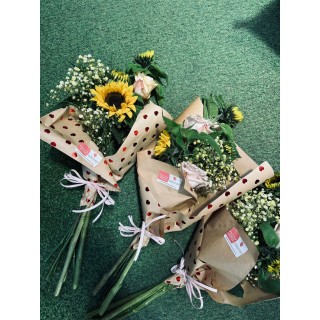 Ramo con Girasoles y Rosas |  Globos al aire