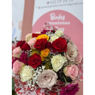 Ramo de 50 rosas variadas en La Orotava | Regalo ideal