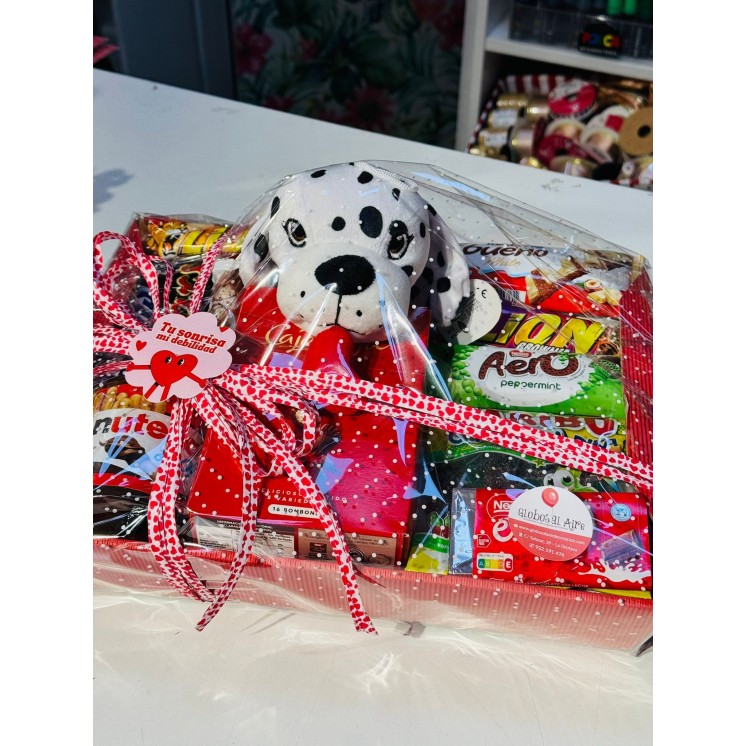 Bandeja con Peluche y Chocolate San Valentín | Globos al aire decoración