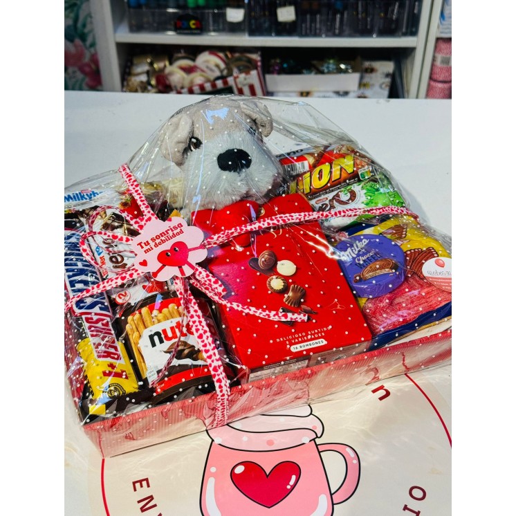 Bandeja con Peluche y Chocolate San Valentín | Globos al aire decoración