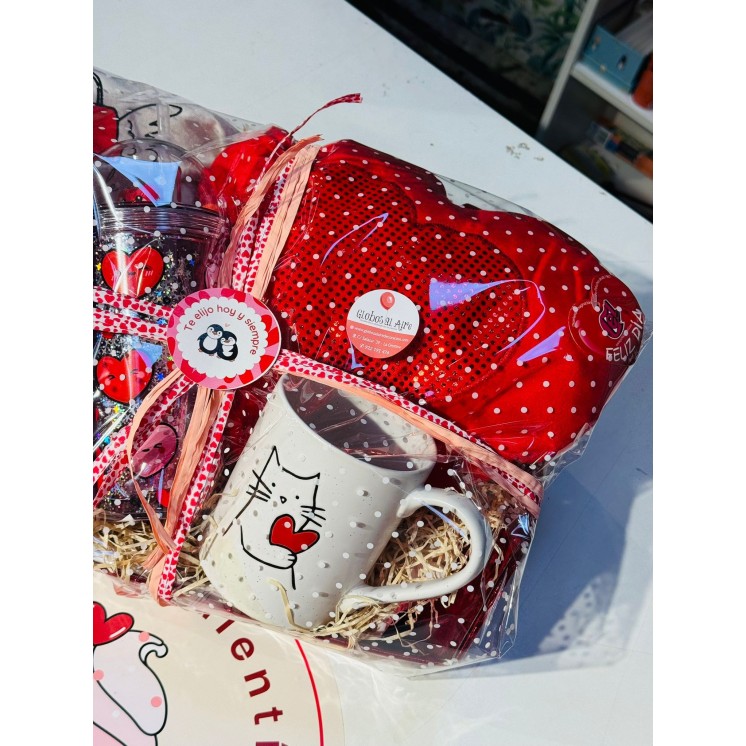 Cesta con Mucho Love | Regalo Romántico San Valentín