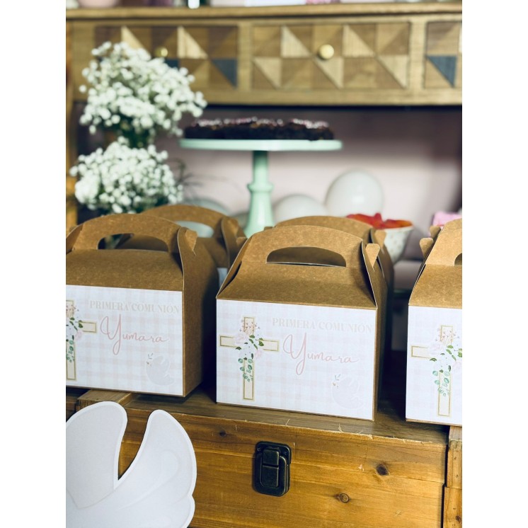 Cajas Tipo Picnic con Etiqueta Personalizada y Golosinas | Detalle Original
